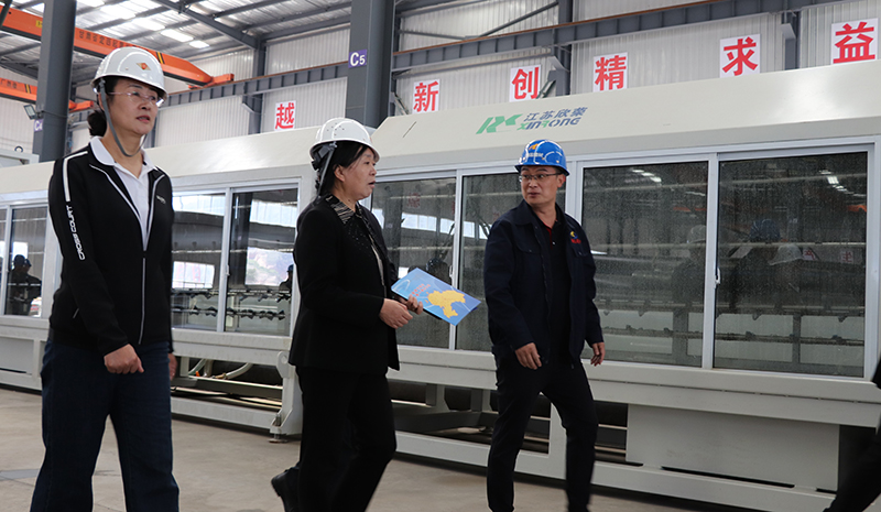 5��29�����磬��������Эһ������Ա������һ��ݰ���ҹ�˾����ָ������